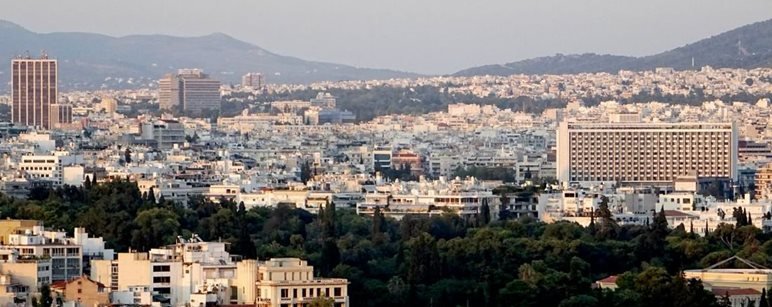 Ποιοί και πώς θα πληρώσουν φέτος μειωμένο κατά 50% ΕΝΦΙΑ